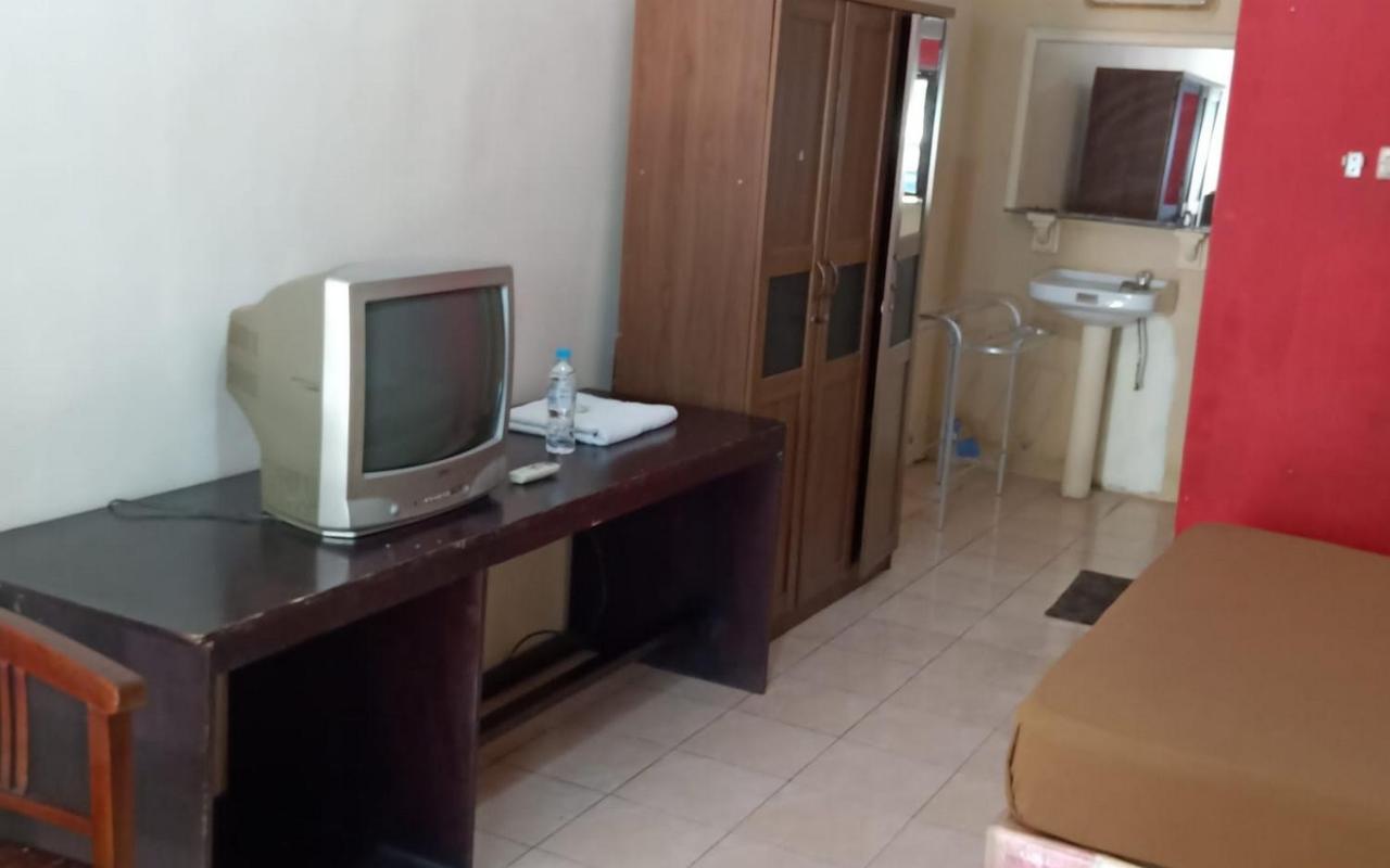Hotel Nirwana Situbondo Redpartner Banyuanget Exterior foto